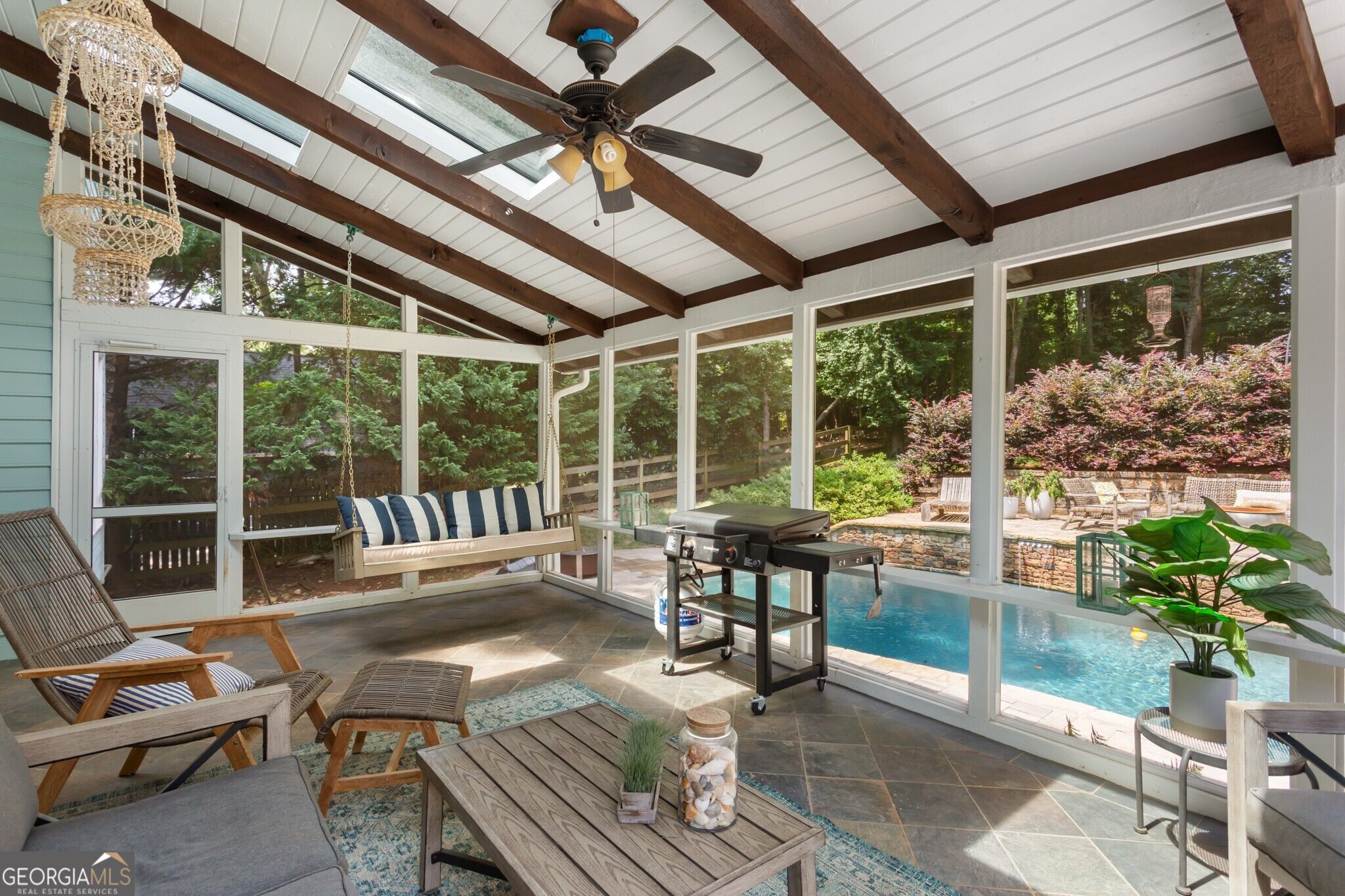 965 Hickory Oak Hollow