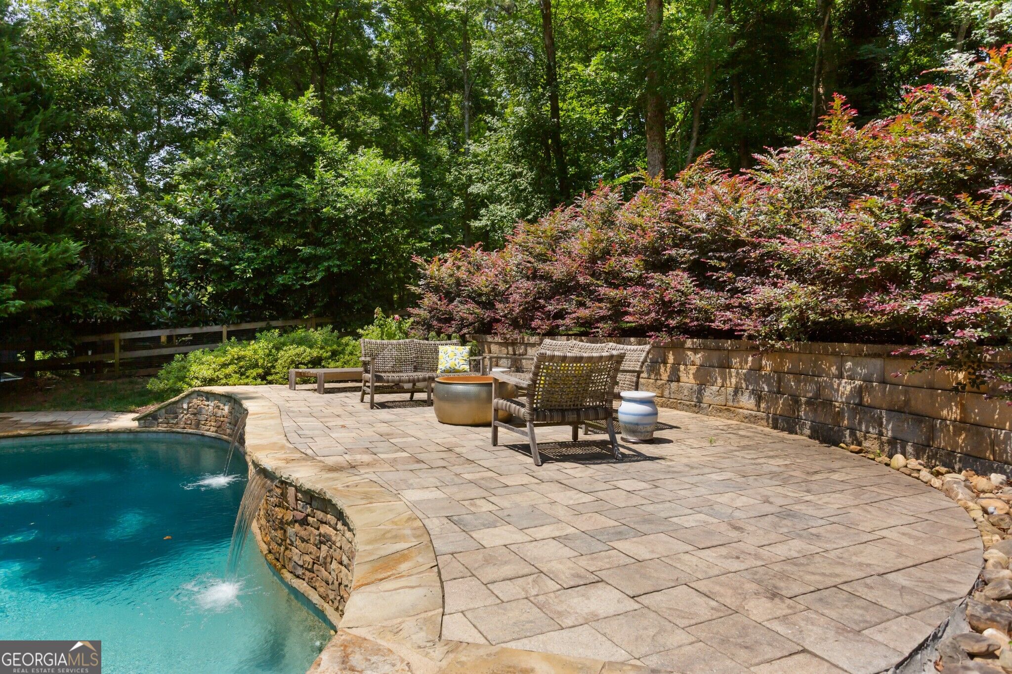 965 Hickory Oak Hollow