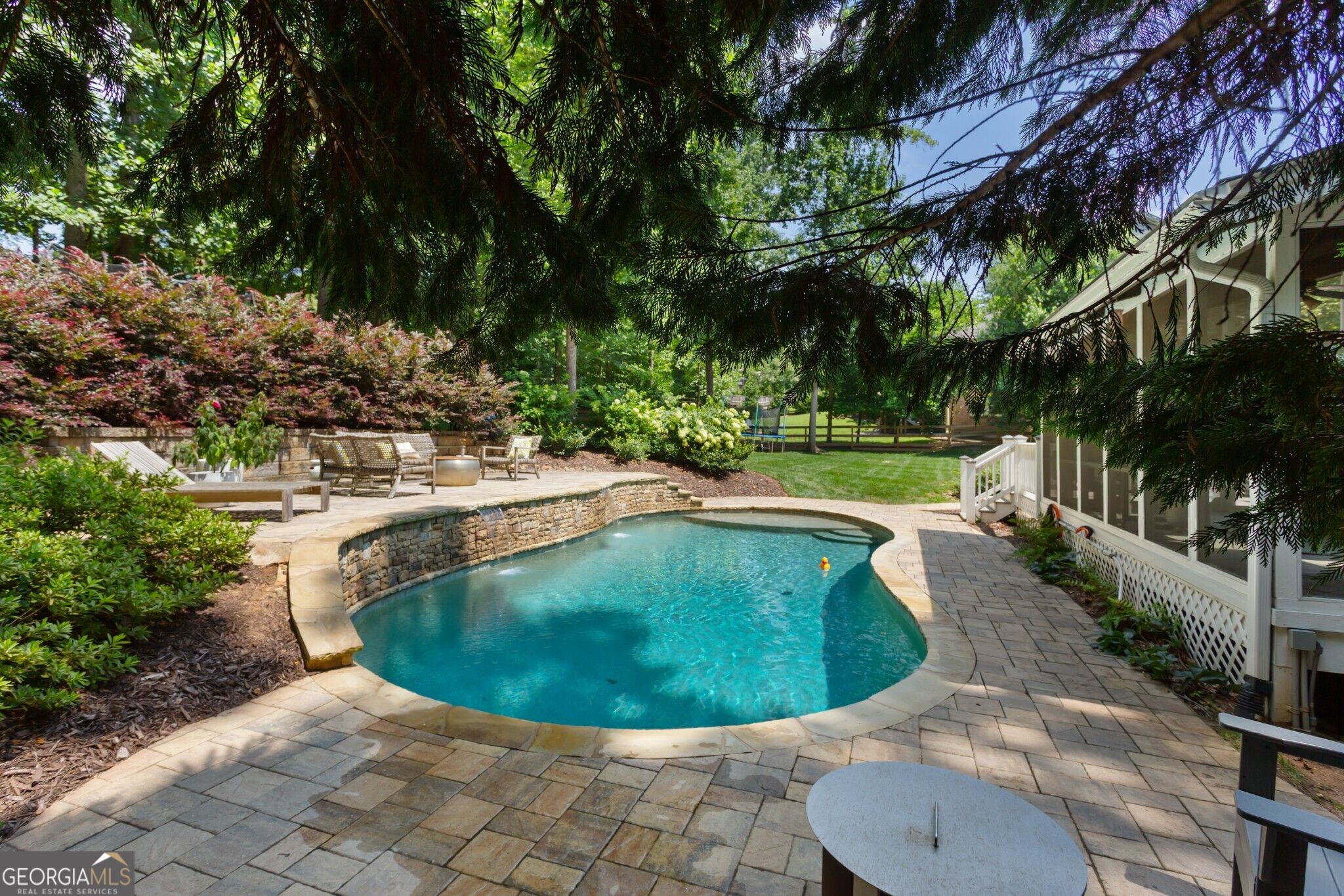 965 Hickory Oak Hollow