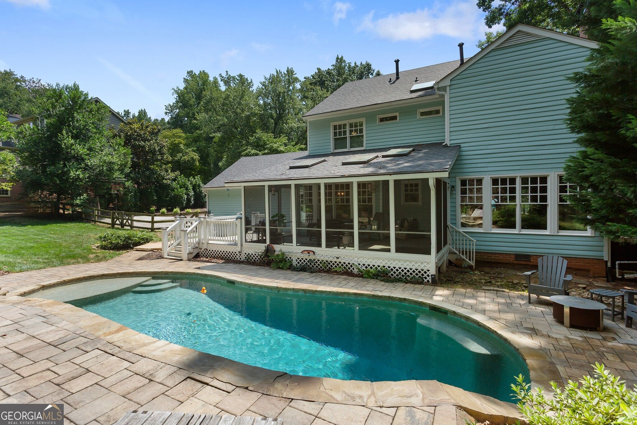 965 Hickory Oak Hollow