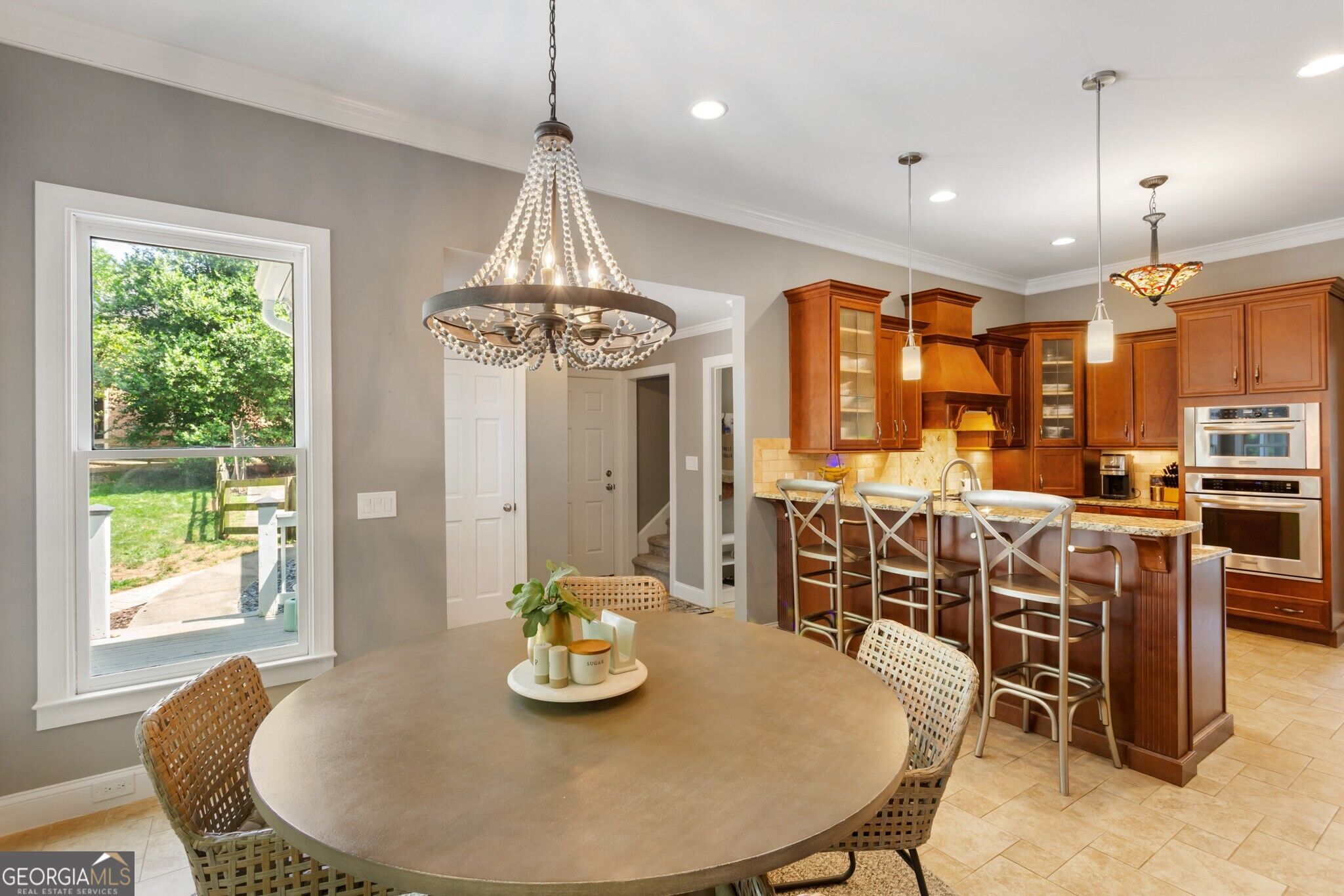 965 Hickory Oak Hollow