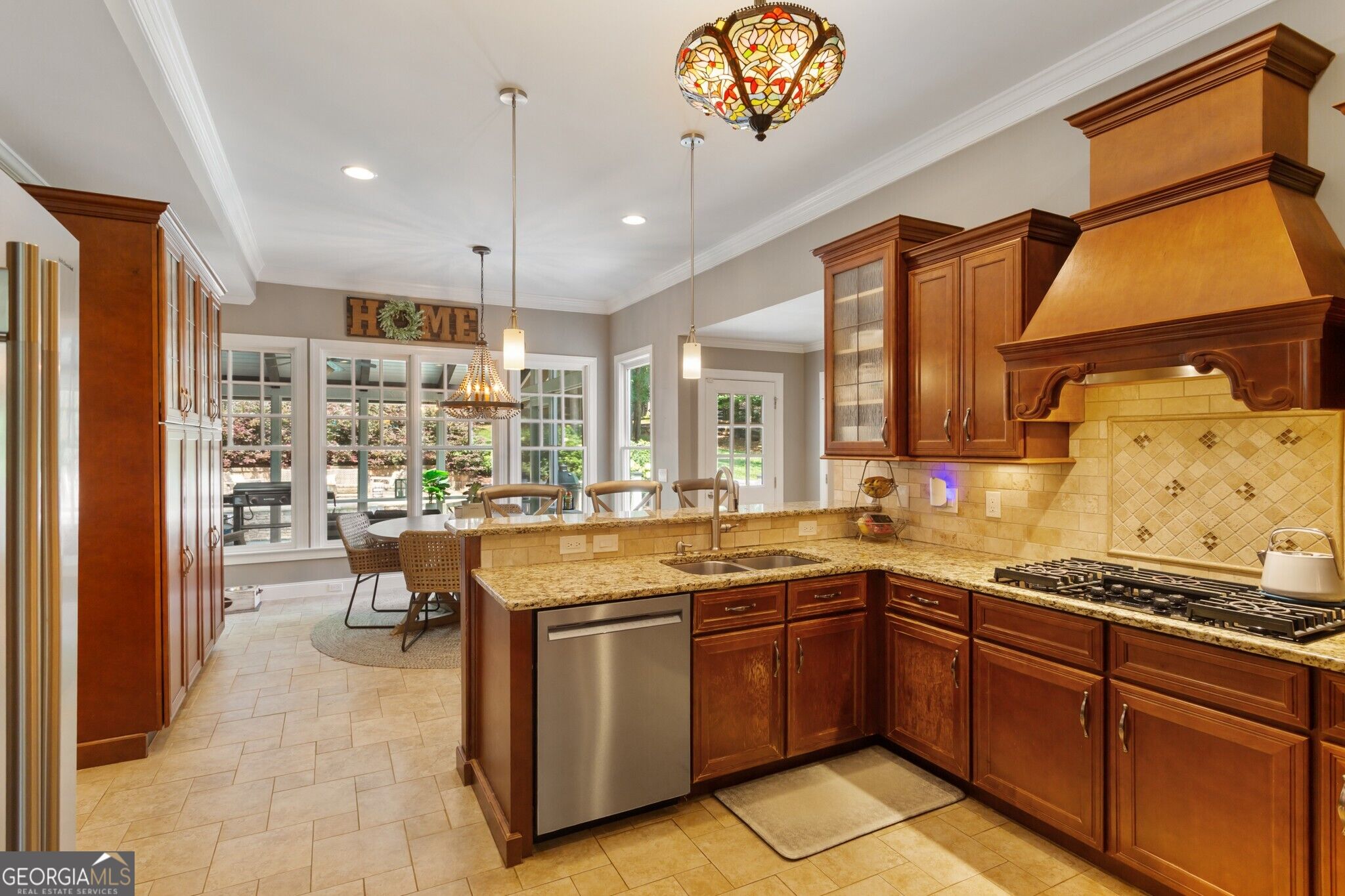 965 Hickory Oak Hollow