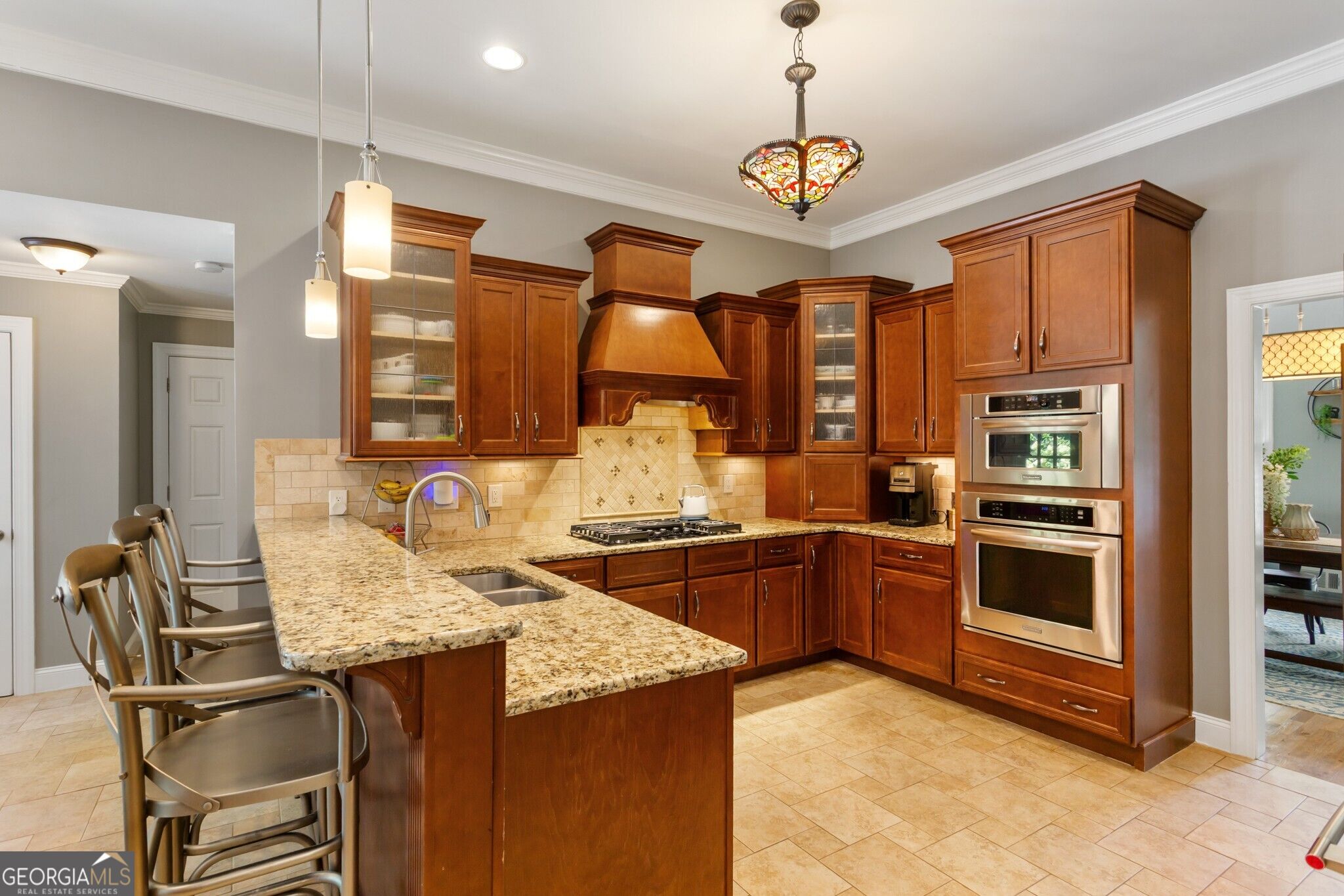 965 Hickory Oak Hollow