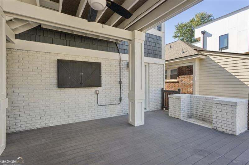 546 Highland