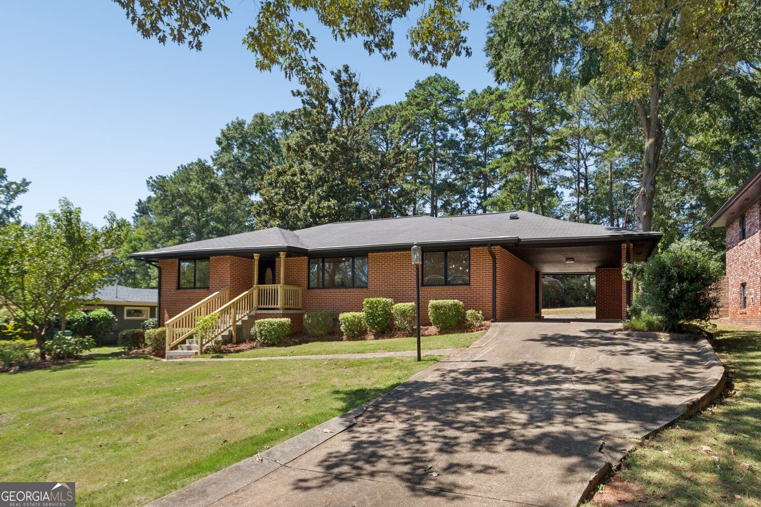 2171 Edgemore Drive SE