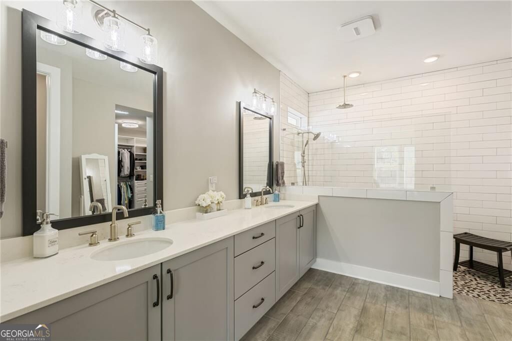 2048 Ripple Park Bend