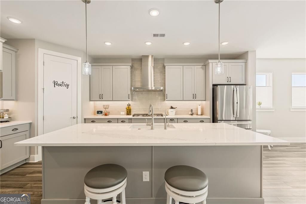 2048 Ripple Park Bend