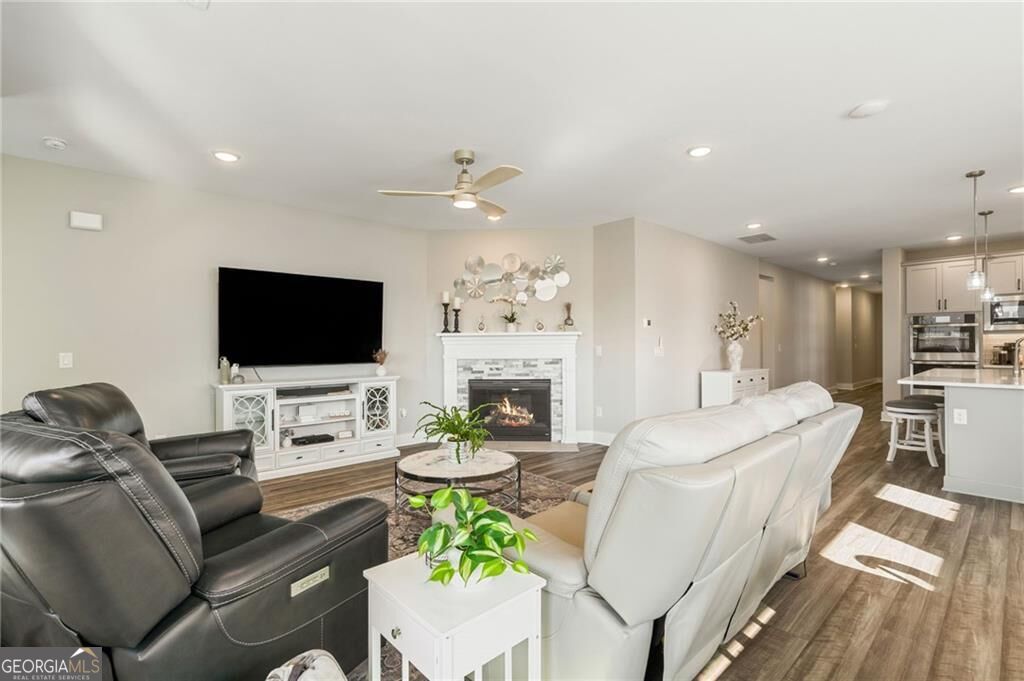 2048 Ripple Park Bend