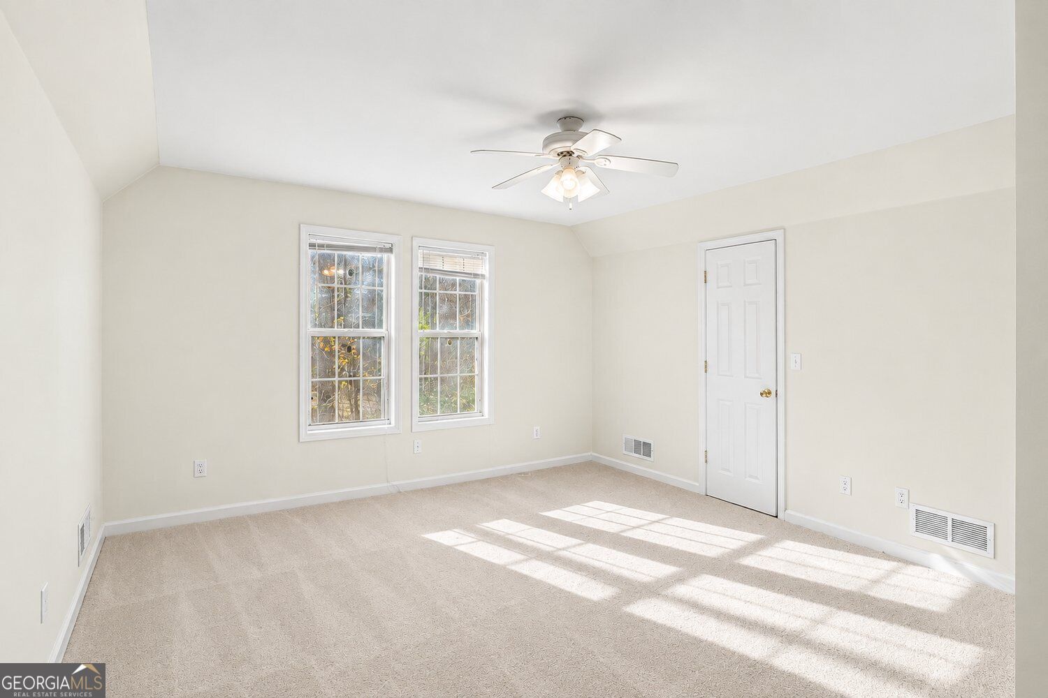 180 Courtland Drive