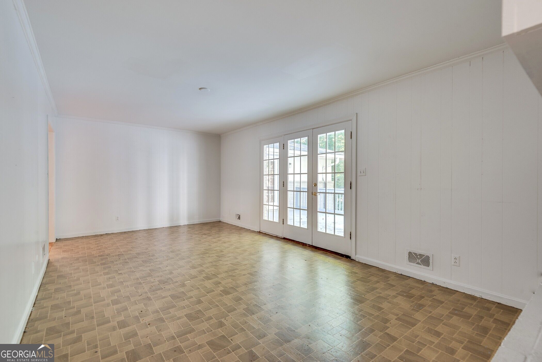 1800 Angelique Drive