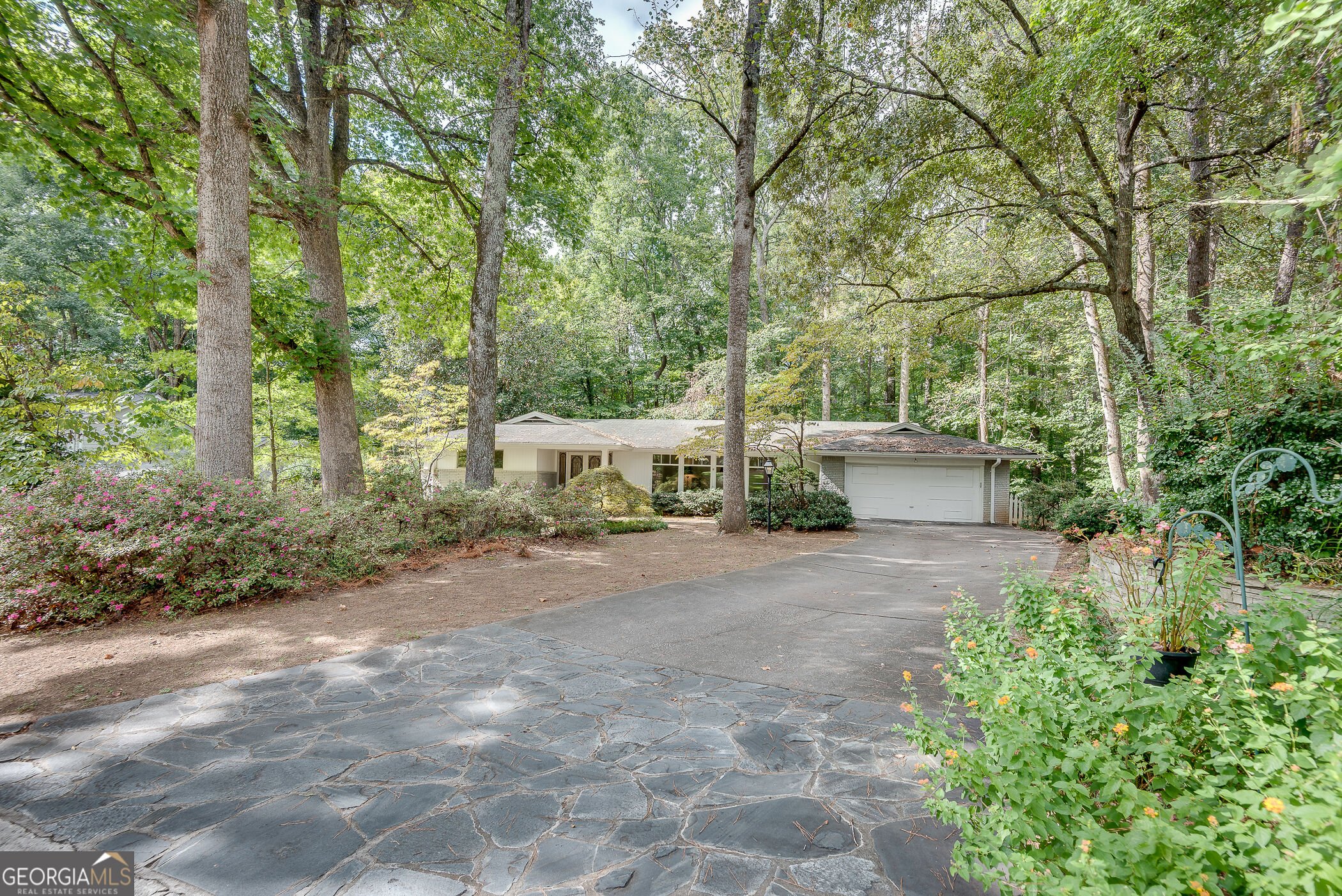 1800 Angelique Drive