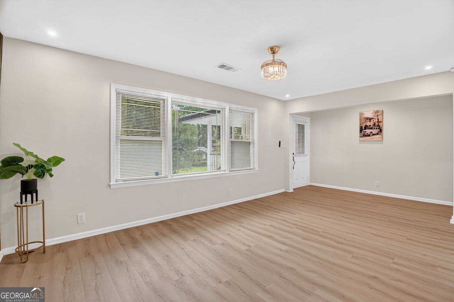 1958 Penelope Street NW