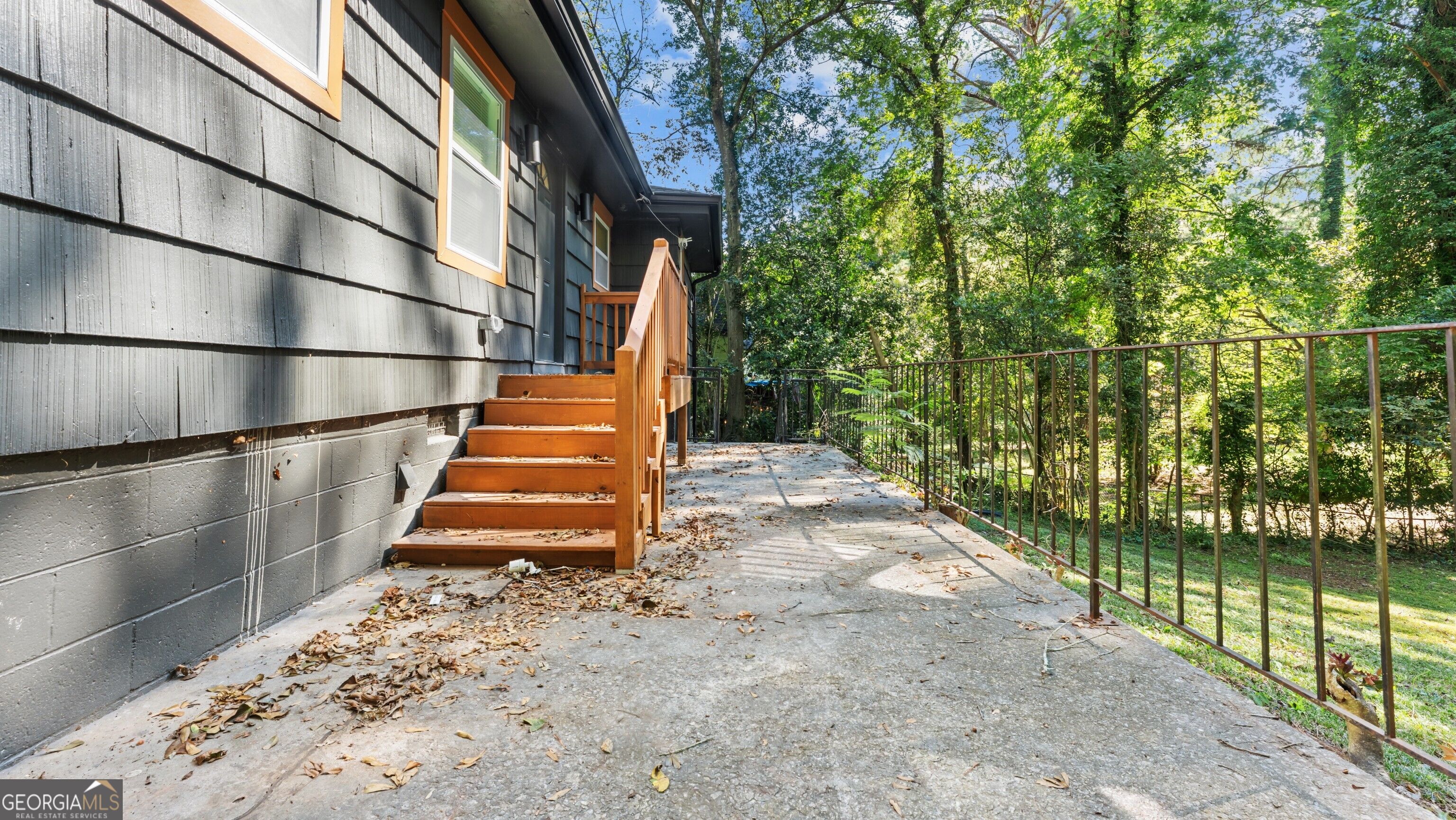 1324 Eastridge Road SW