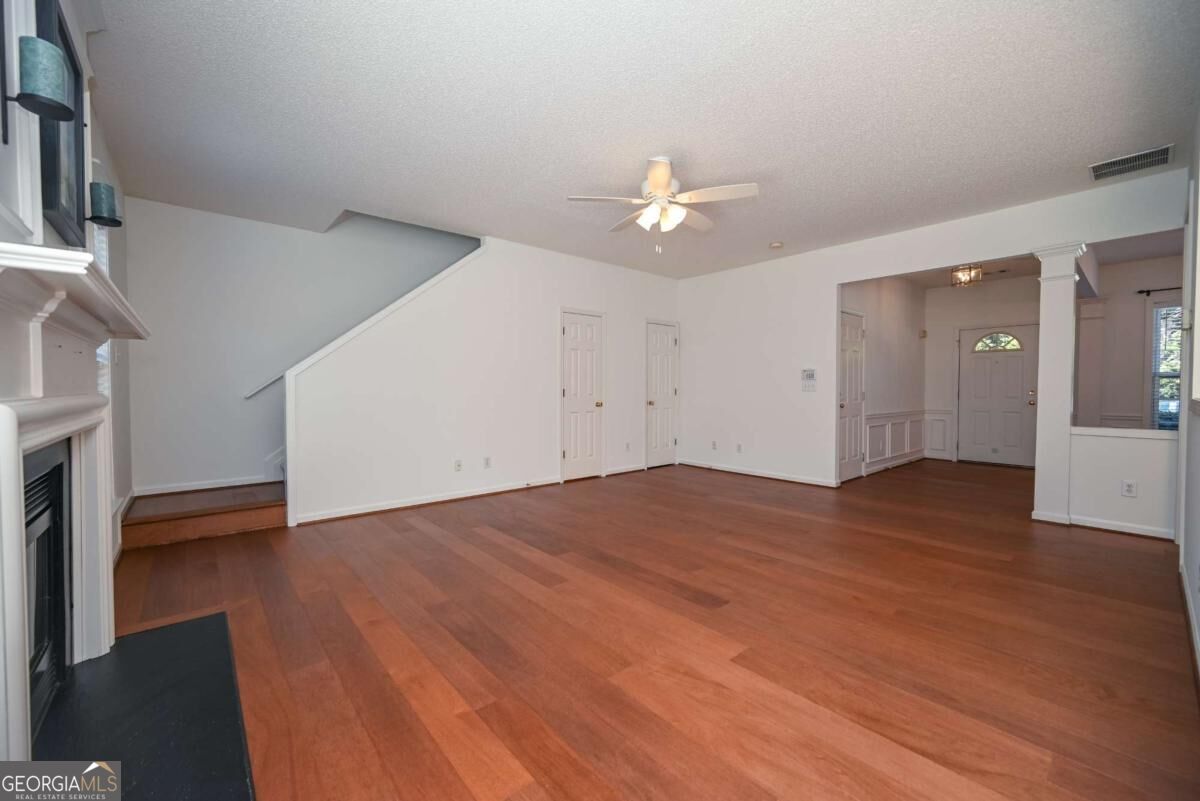 5274 Medlock Corners Drive
