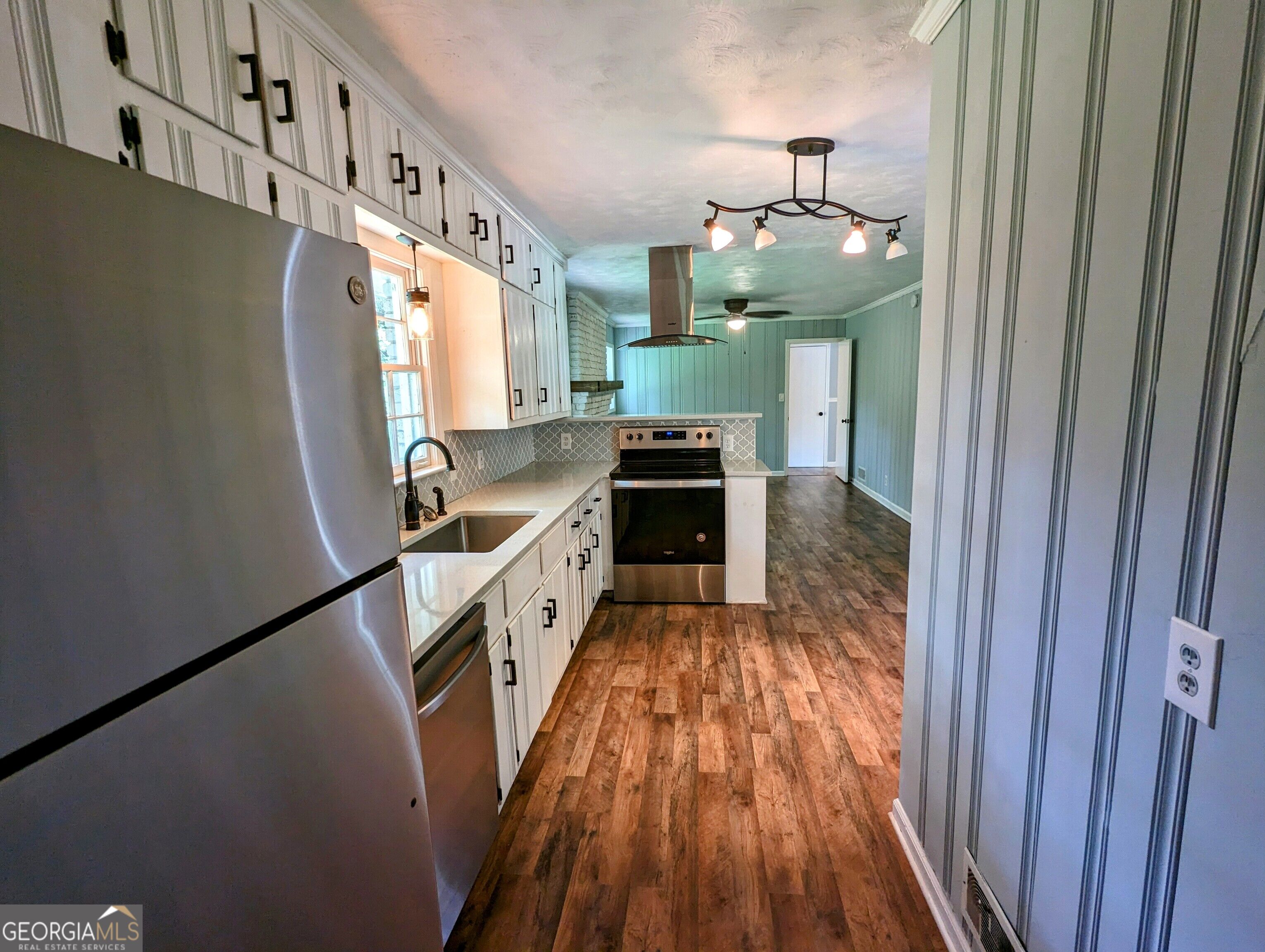2035 Killian Hill Road