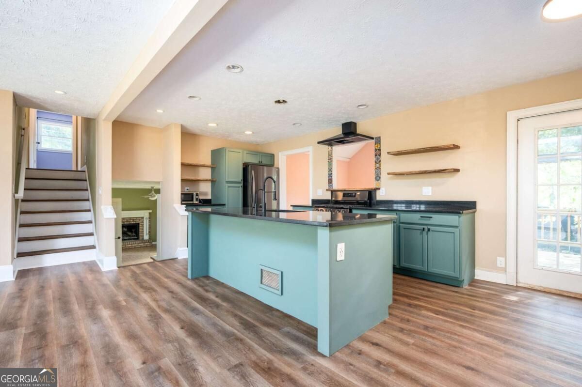 633 San Pablo Drive