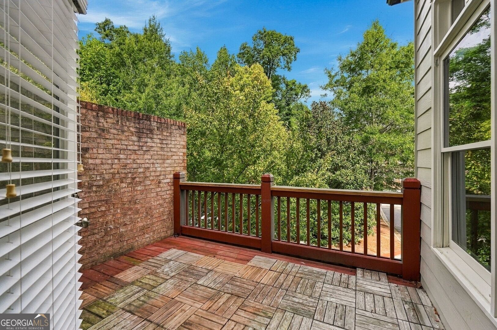 657 Lockton Place