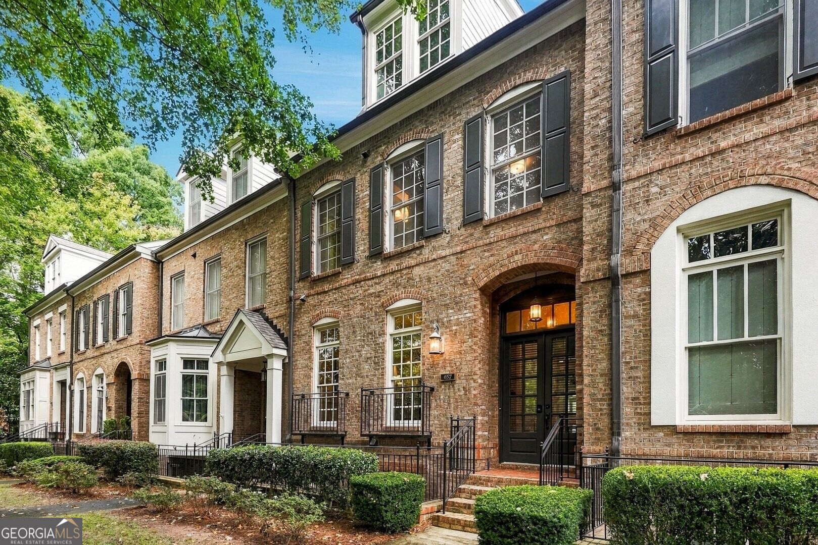 657 Lockton Place