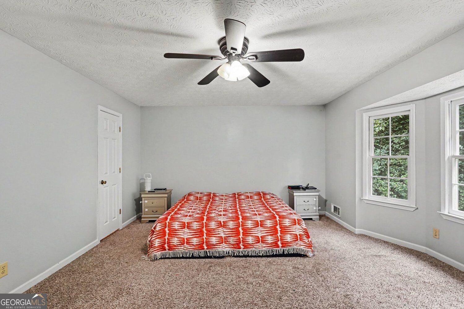55 Southlake Lane