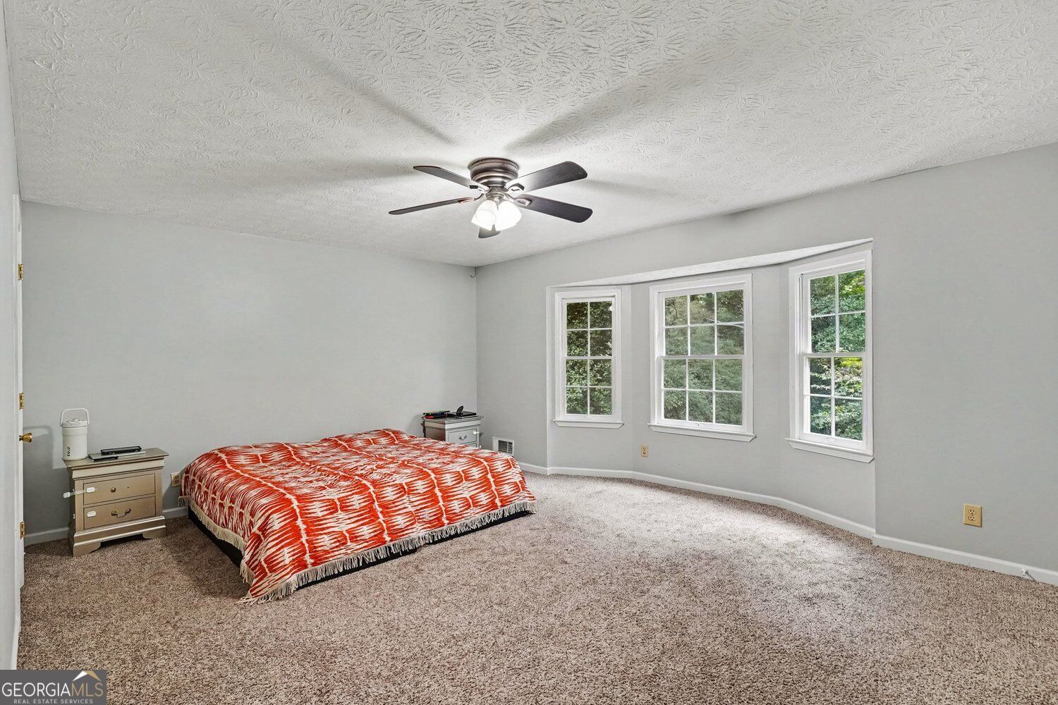 55 Southlake Lane