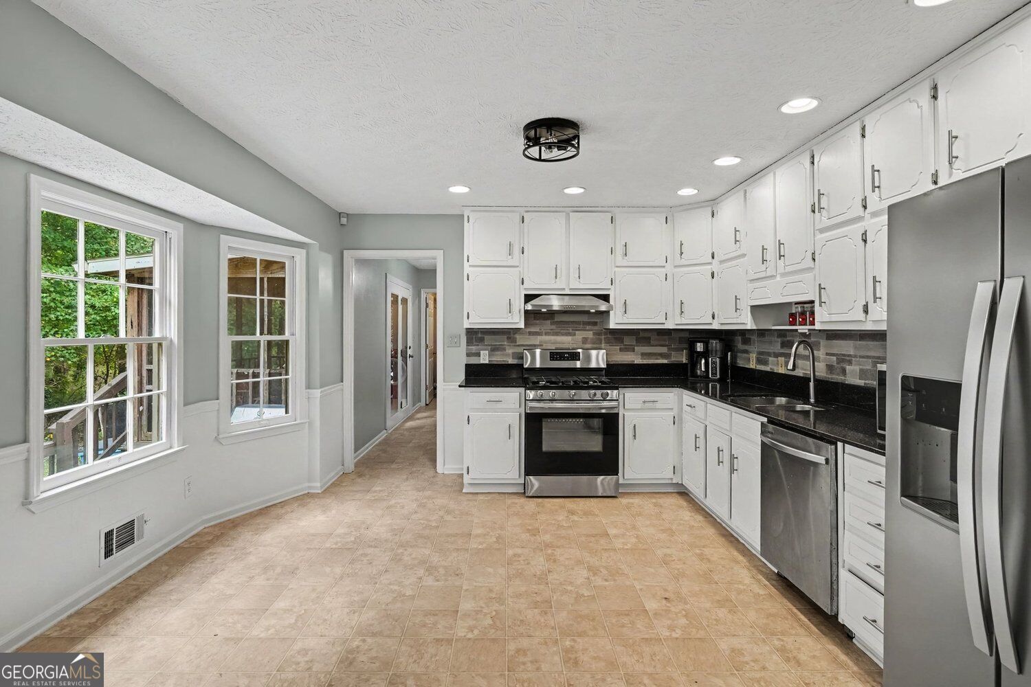 55 Southlake Lane
