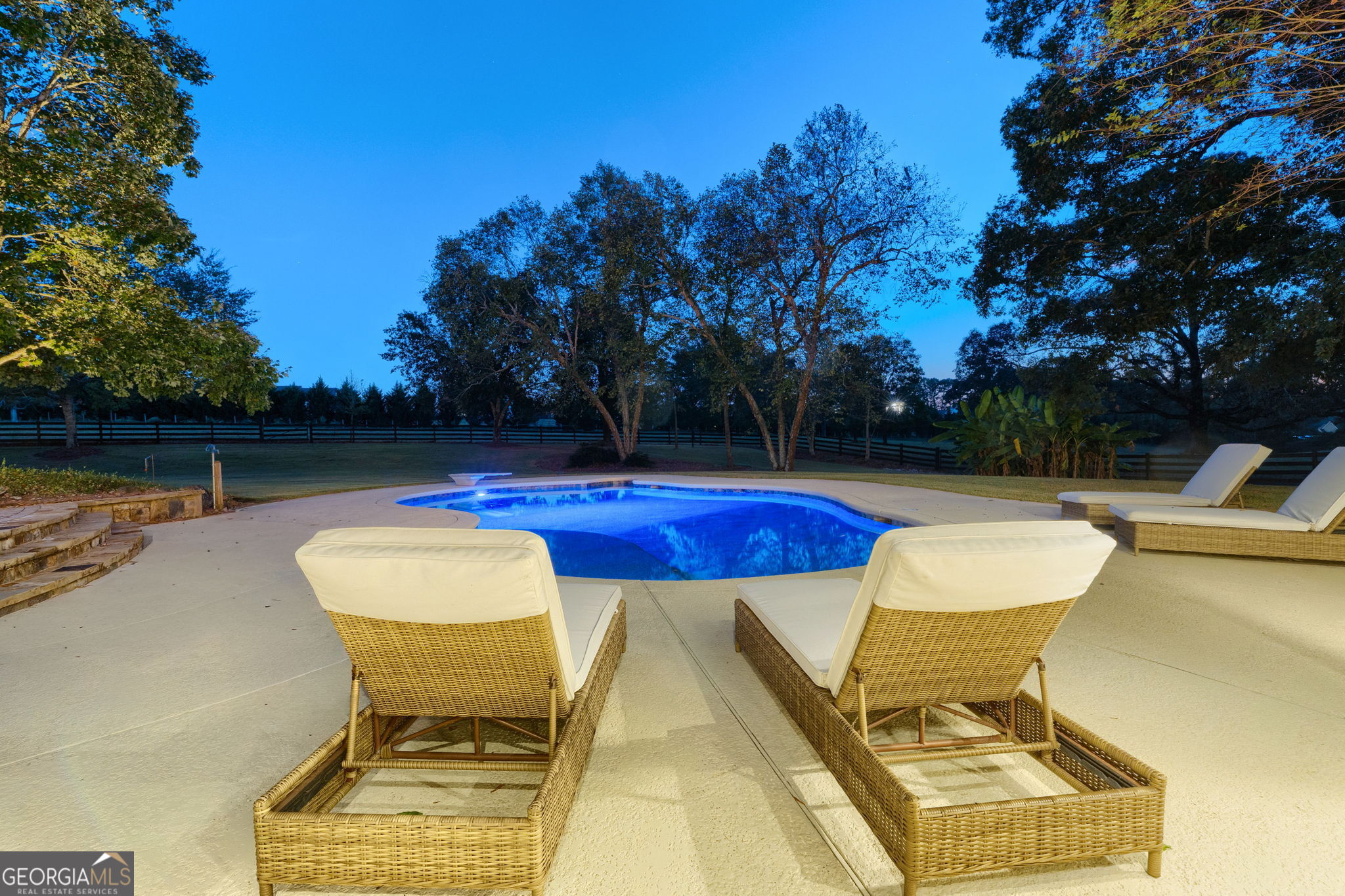 986 Austin Road