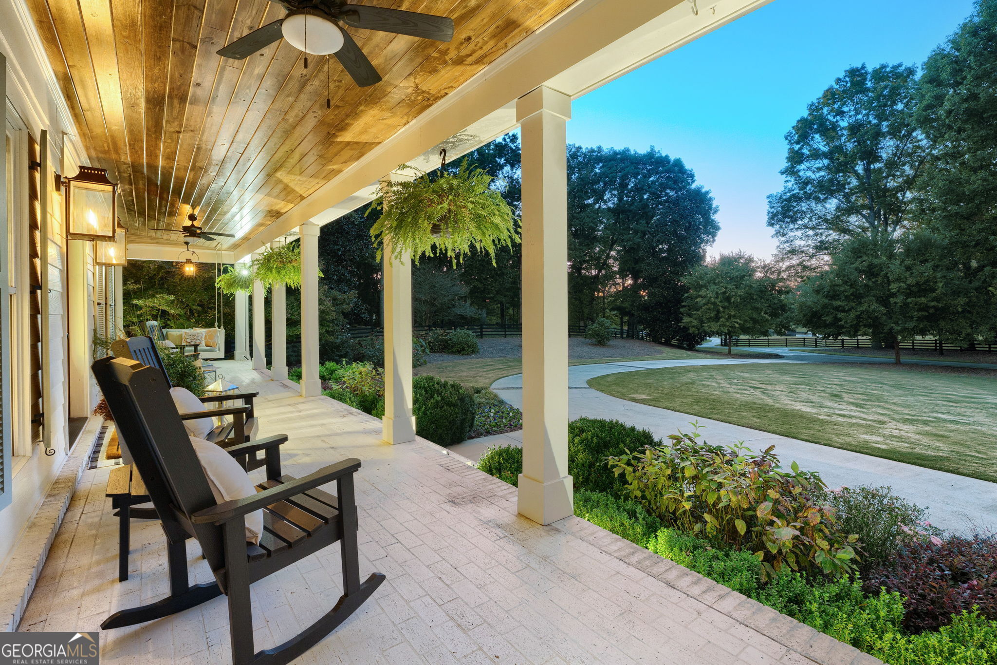 986 Austin Road
