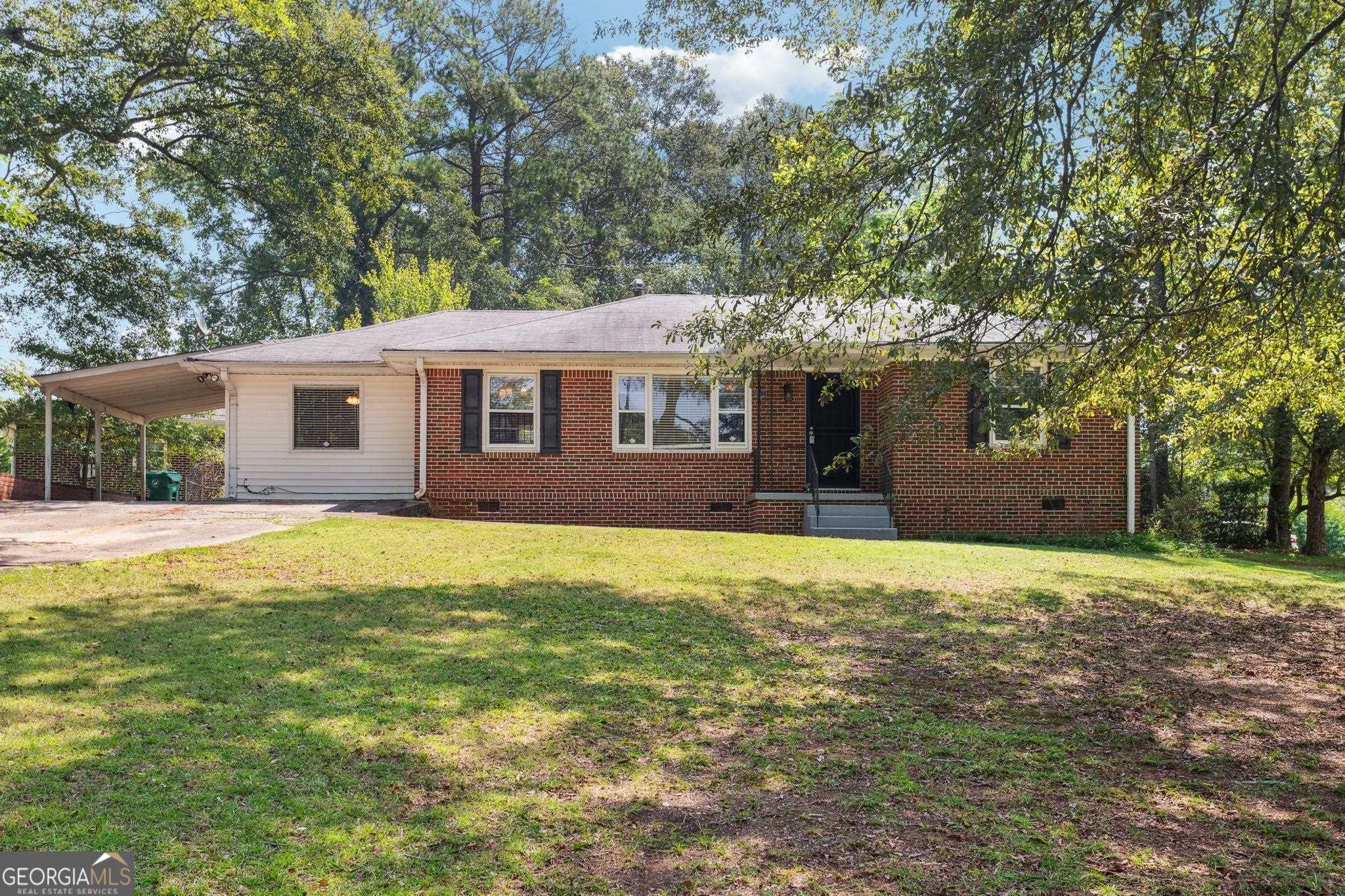 2336 Fair Lane