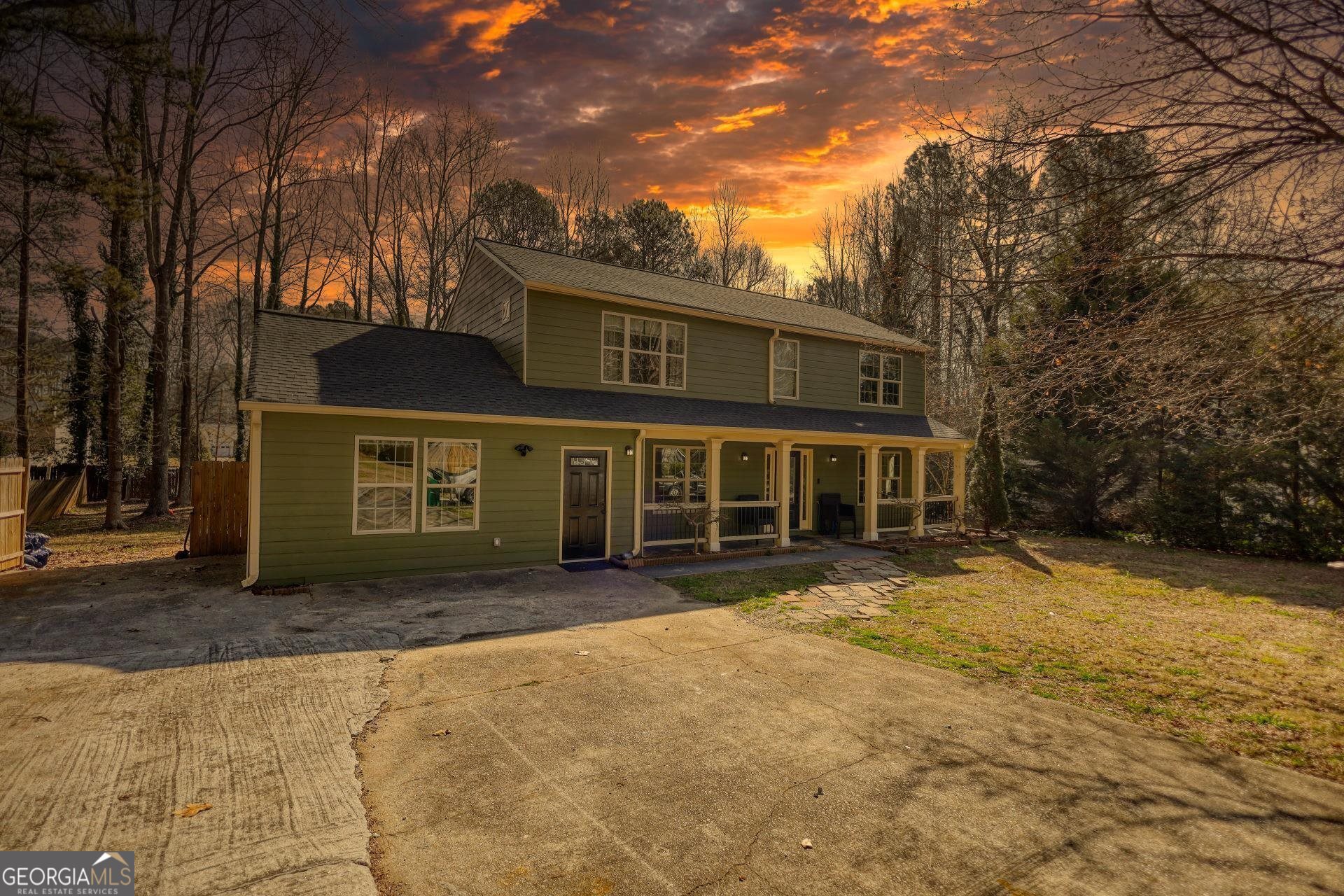 470 Sherwood Circle