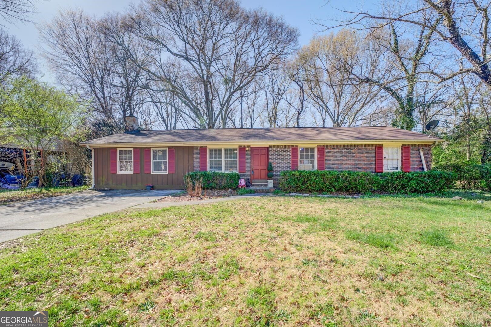 1005 NE East View Road