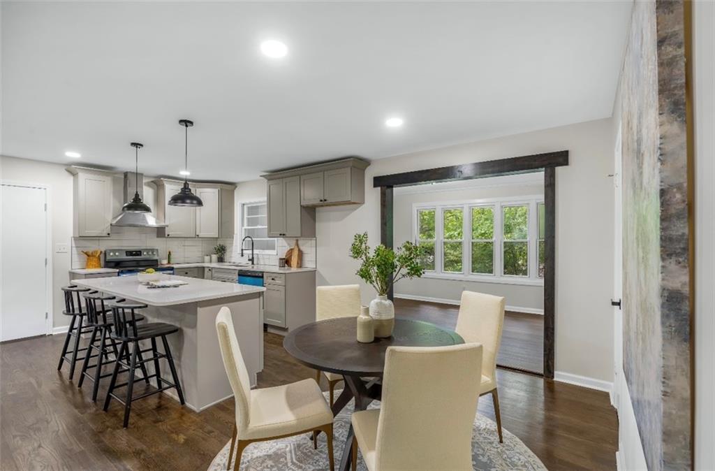2552 Dorothy Drive SW