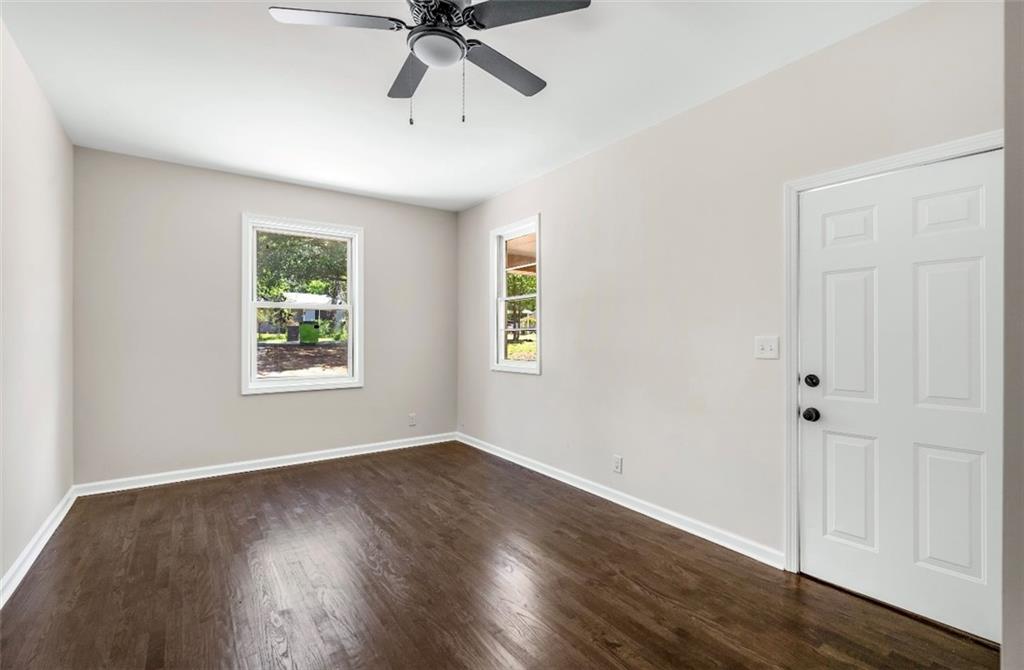 2552 Dorothy Drive SW