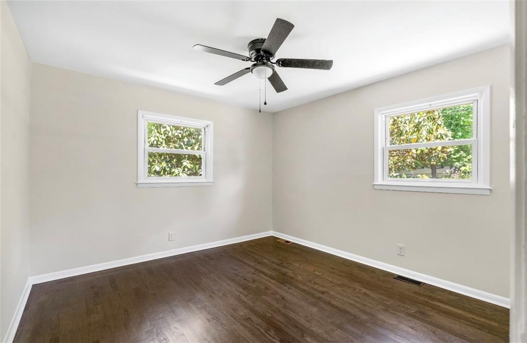 2552 Dorothy Drive SW