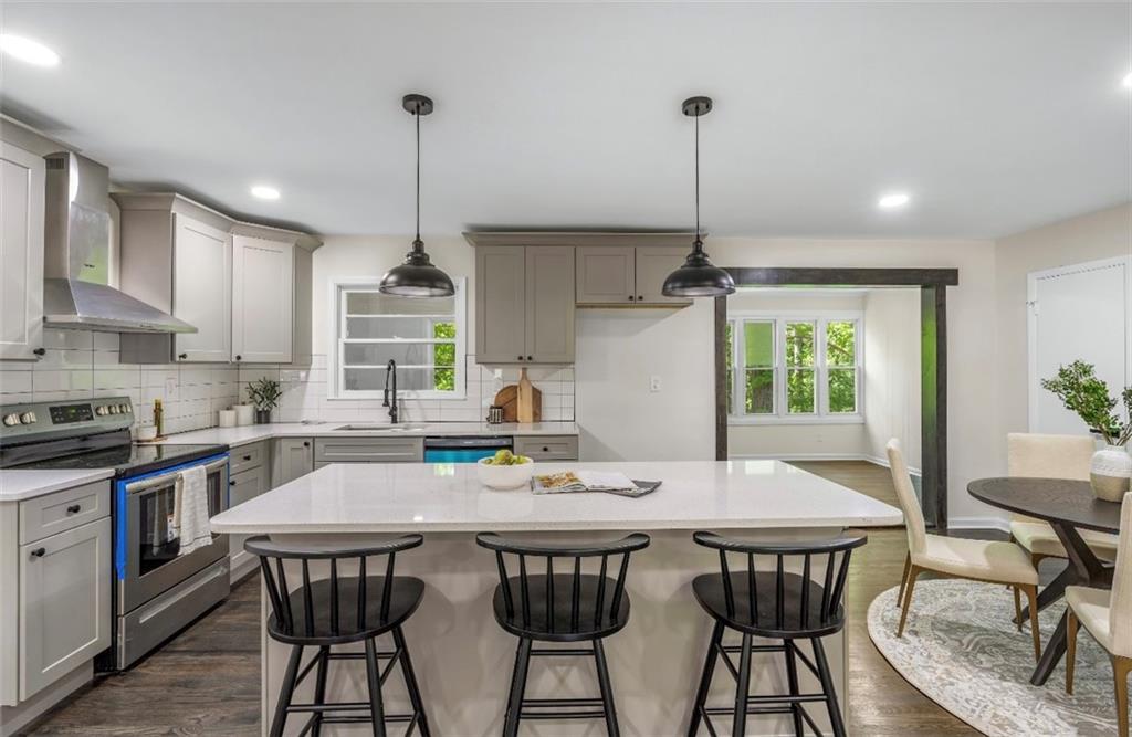 2552 Dorothy Drive SW