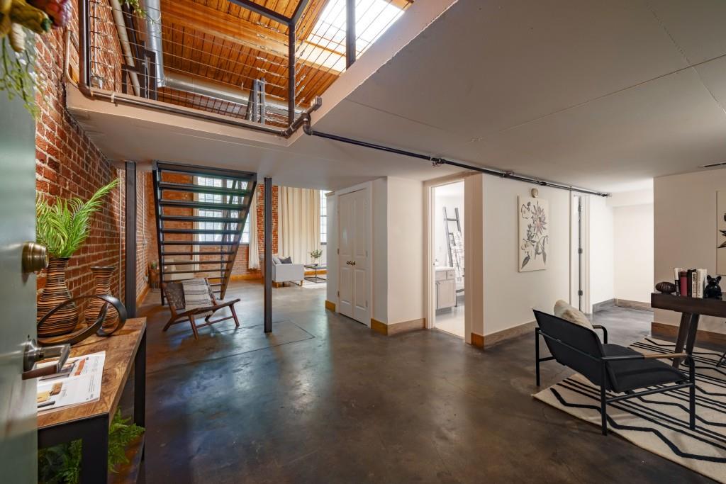 644 Wells Street SW Unit 9