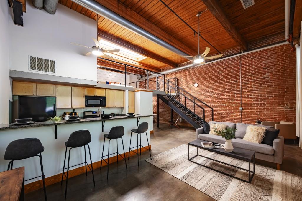 644 Wells Street SW Unit 9