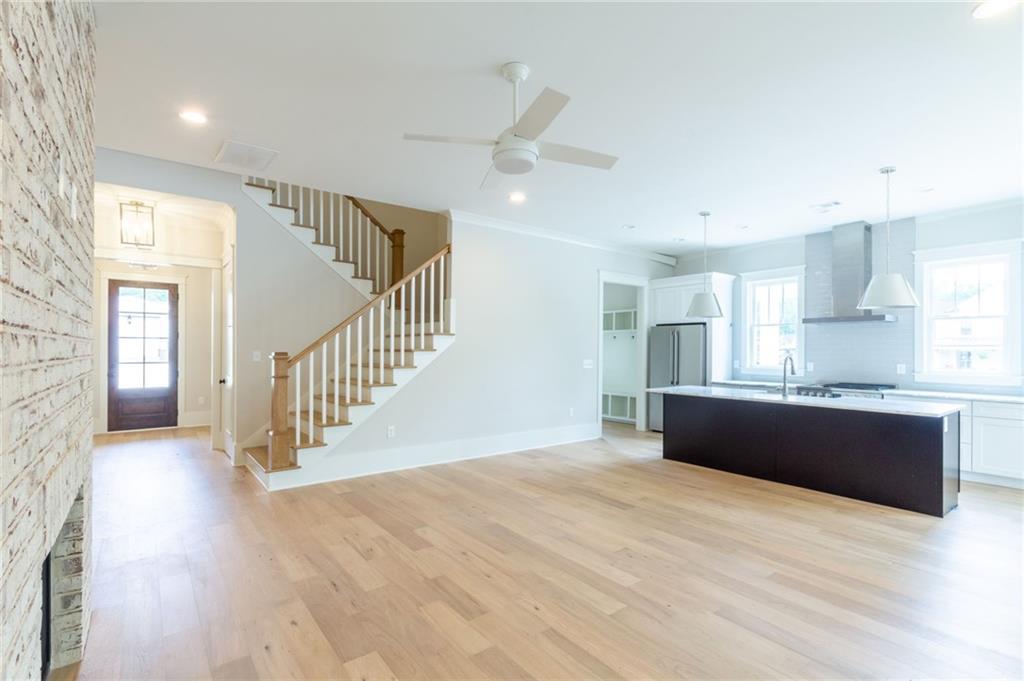 671 Foster Park Lane