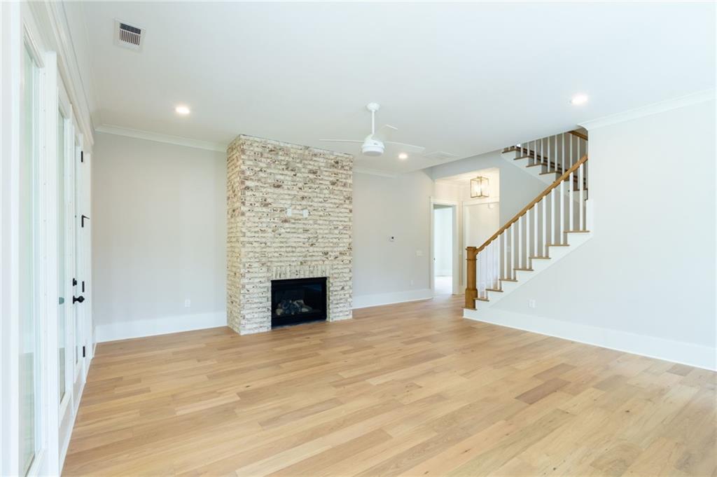 671 Foster Park Lane