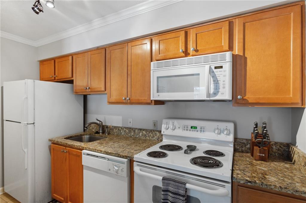 2955 Seven Pines Lane Unit 304