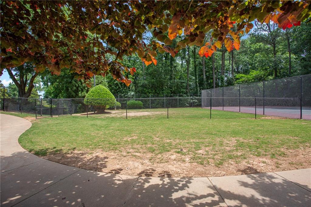 2955 Seven Pines Lane Unit 304