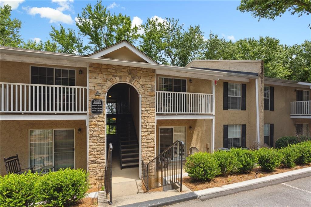 2955 Seven Pines Lane Unit 304