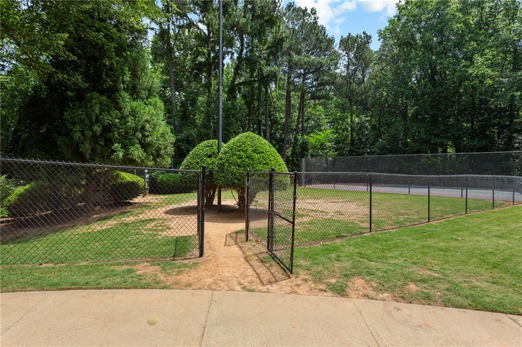 2955 Seven Pines Lane Unit 304