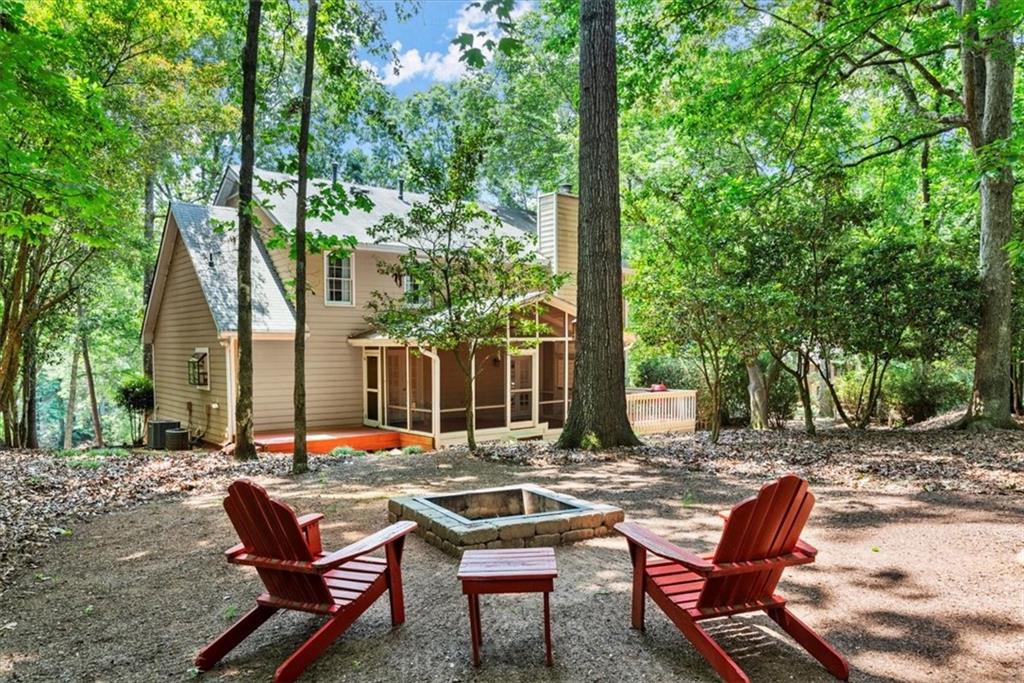 100 Grassnut Court