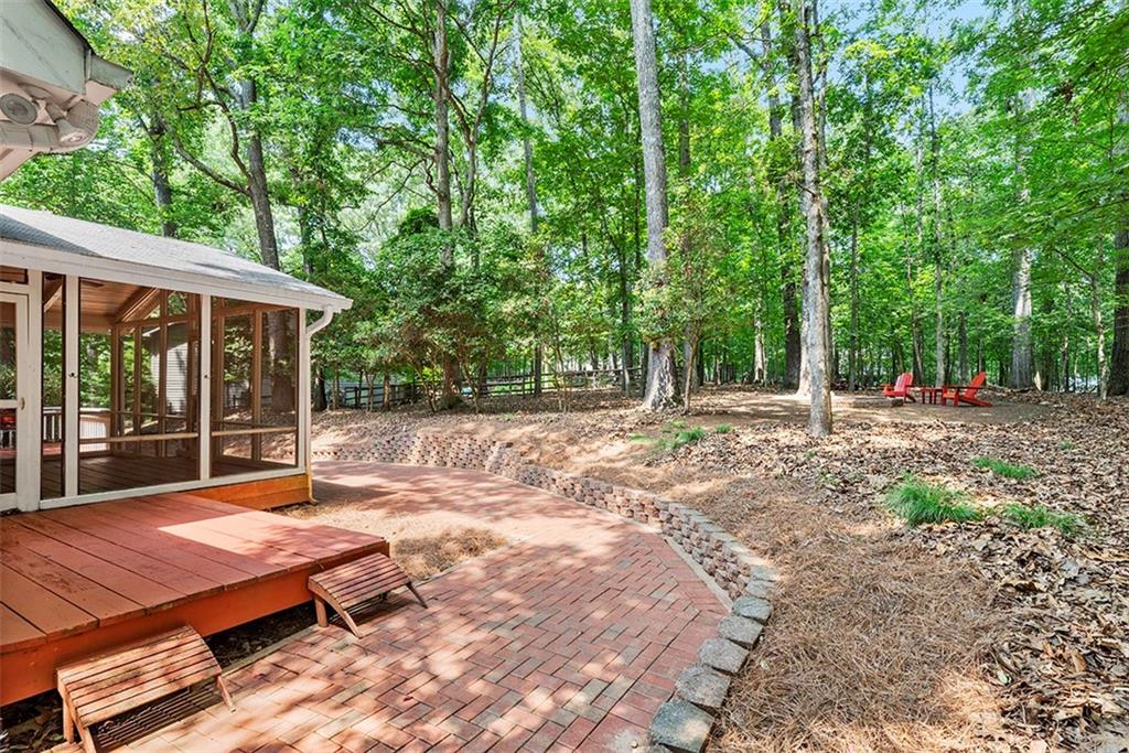 100 Grassnut Court