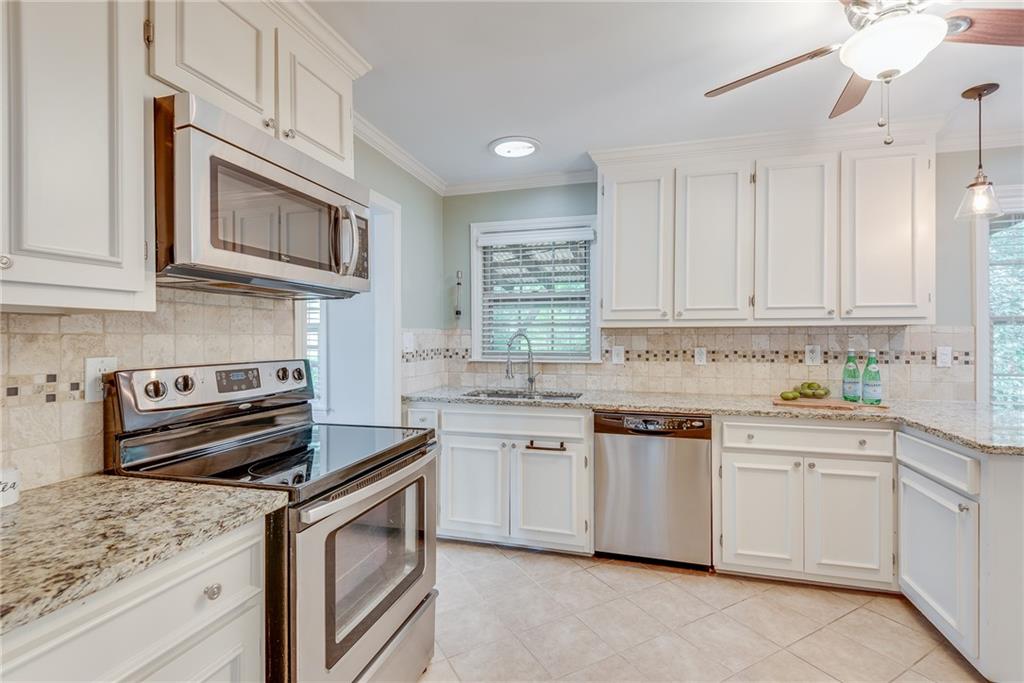 983 Willivee Drive