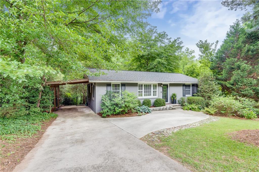 983 Willivee Drive