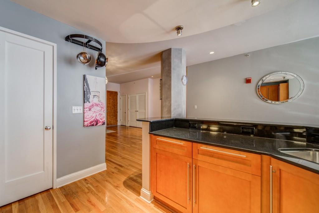 90 Fairlie Street NW Unit 302
