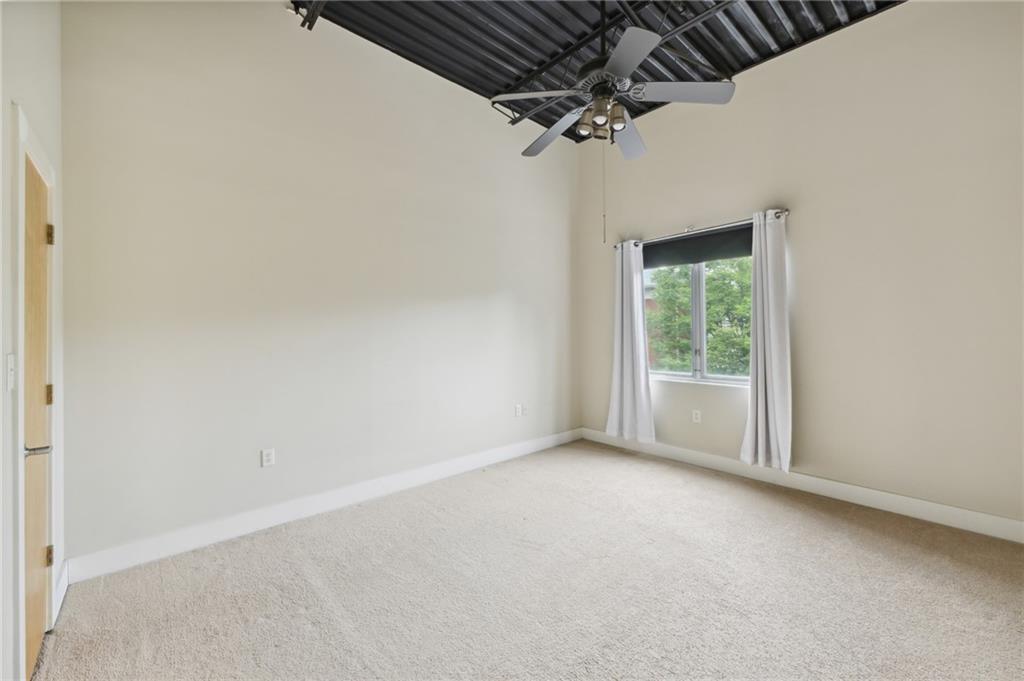 15 Waddell Street NE Unit 303