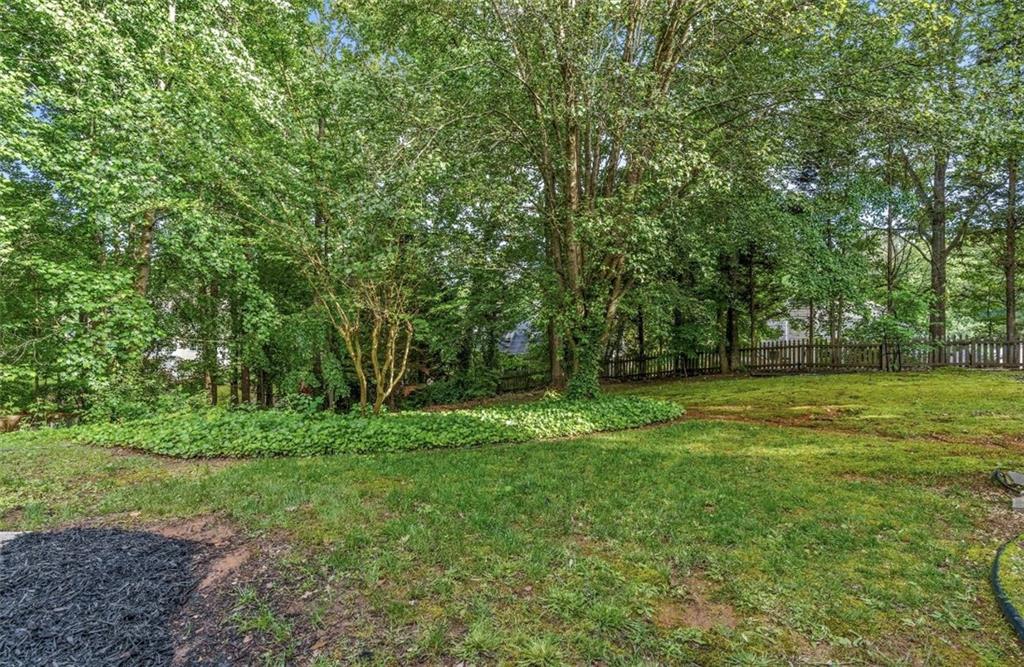 842 Eagle Glen Crossing