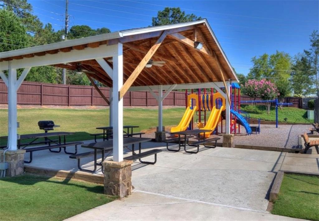 842 Eagle Glen Crossing